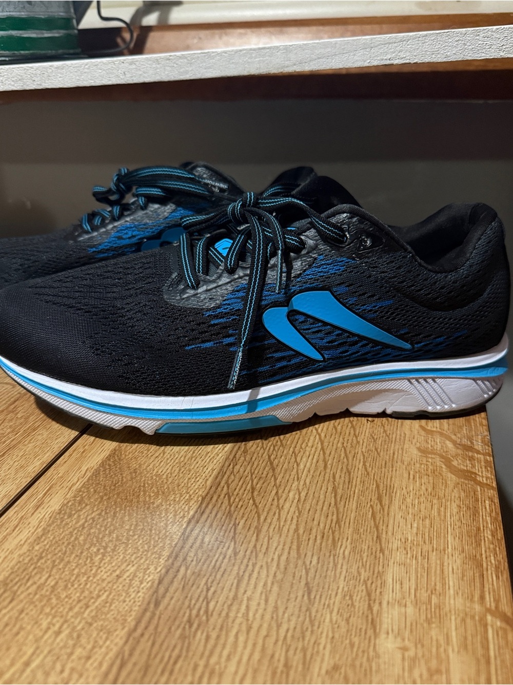Newton Black Running Shoe with Blue Insole Accent
